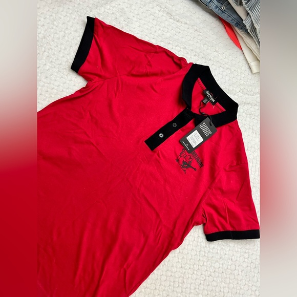 Red Men’s True Religion Buddha Logo Polo size L with Black Collar Detail - Picture 4 of 4